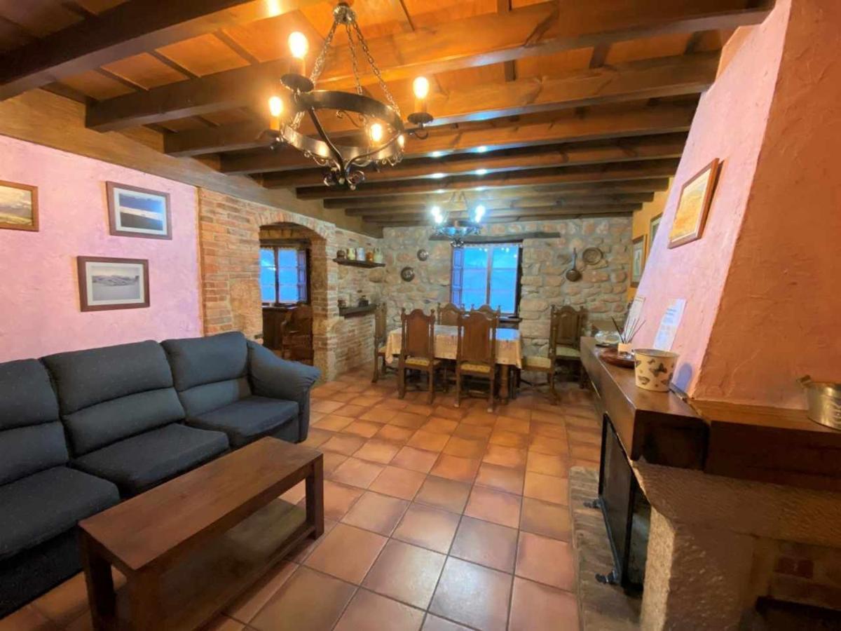Vivienda Vacacional La Vara Ариондас Екстериор снимка